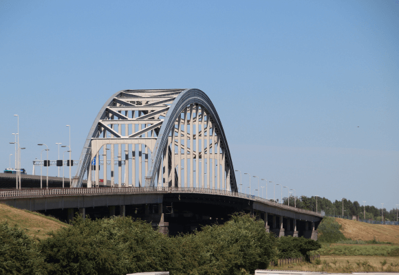 Lekbrug vianen - afbeelding vergroten